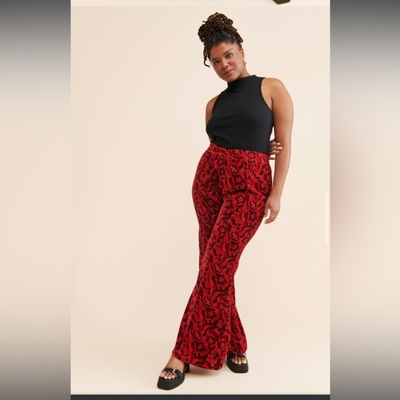 For Love & Lemons Penny Pant - Picture 5 of 12